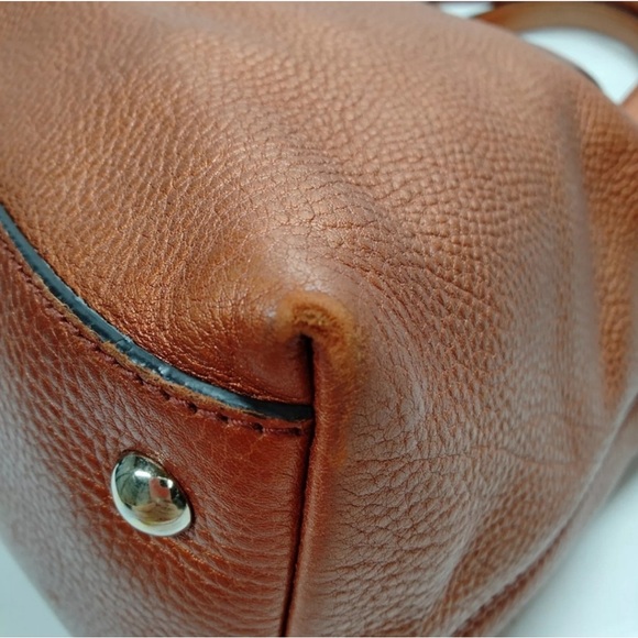 COPY - Gucci Metallic Calfskin Medium Soho Tote Bag~EUC~Posh Authentication!!! - Picture 6 of 9